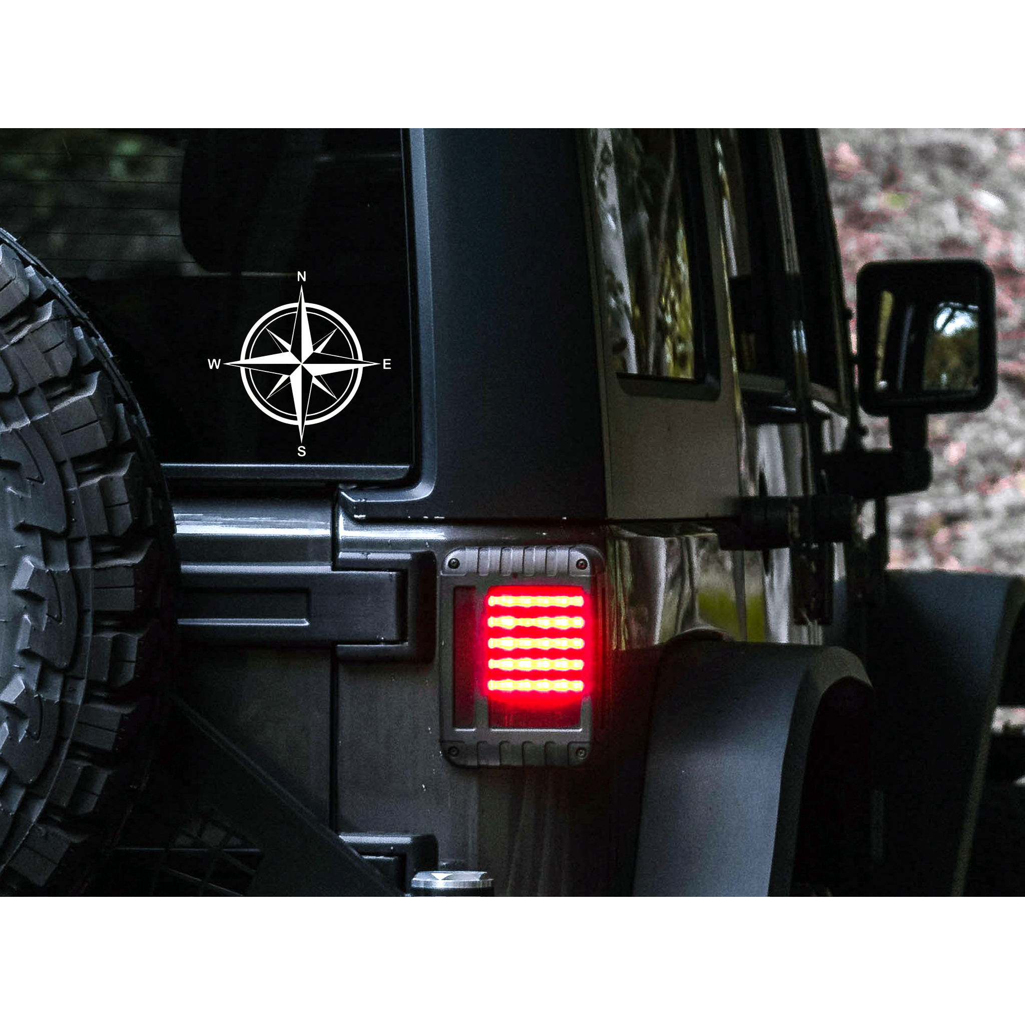 Compass Vinyl decal | 83 Color Choices| Indoor/Outdoor Use